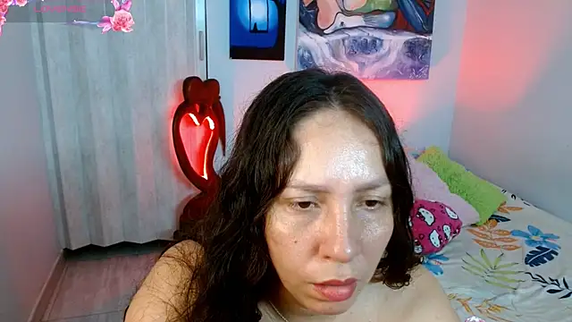 Snapshot of naihroby chatting on 7, 10, 2025 naihroby online show from 7, 10, 2025