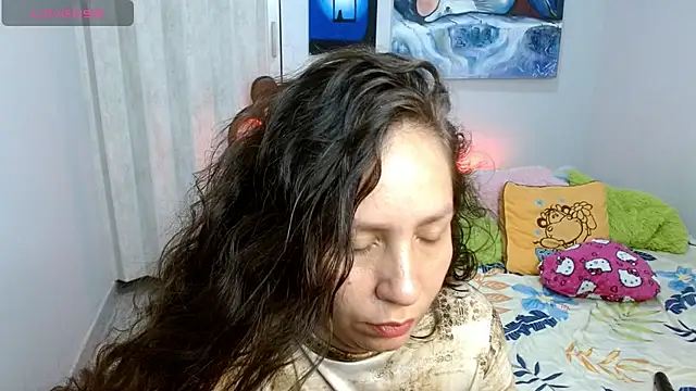 Snapshot of naihroby chatting on 9, 10, 2025 naihroby online show from 9, 10, 2025