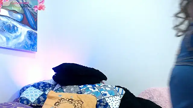 Snapshot of naihroby chatting on 5, 11, 2025 naihroby online show from 5, 11, 2025