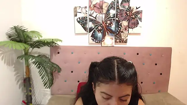 CarolineBrunx online show from 16, 3, 2025