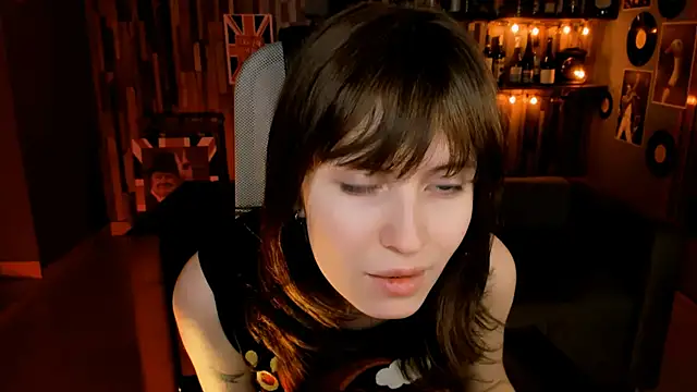 Snapshot of LolaAsmus chatting on 6, 2, 2026 LolaAsmus online show from 6, 2, 2026