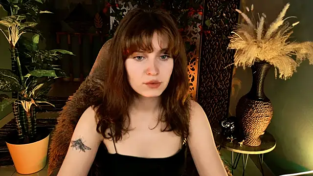 Snapshot of LolaAsmus chatting on 28, 3, 2026 LolaAsmus online show from 28, 3, 2026