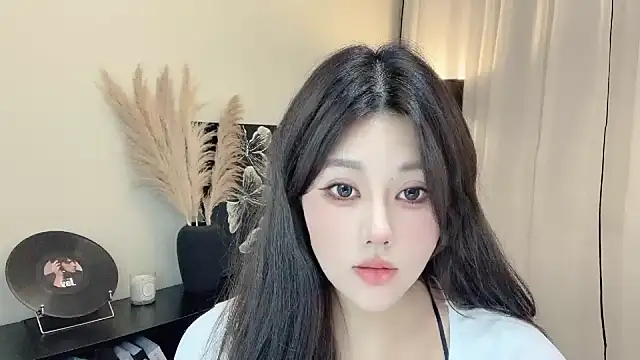 Strawberrybabyy1 online show from 12, 3, 2025