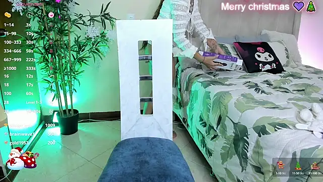 Snapshot of natty_romanof_18 chatting on 16, 12, 2024 natty romanof 18 online show from 16, 12, 2024