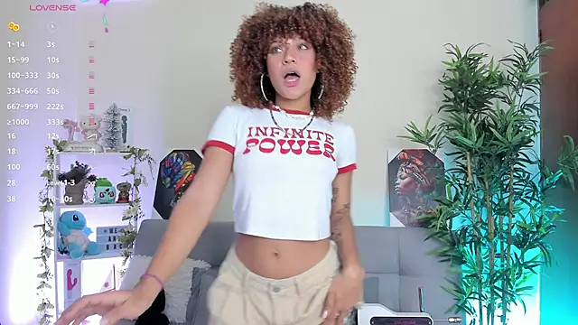 Snapshot of natty_romanof_18 chatting on 22, 1, 2025 natty romanof 18 online show from 22, 1, 2025