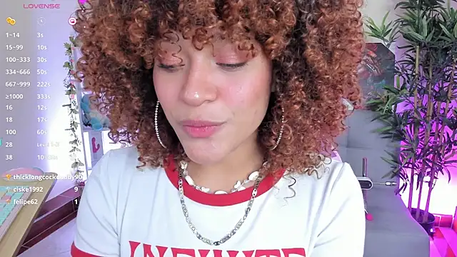 Snapshot of natty_romanof_18 chatting on 22, 1, 2025 natty romanof 18 online show from 22, 1, 2025