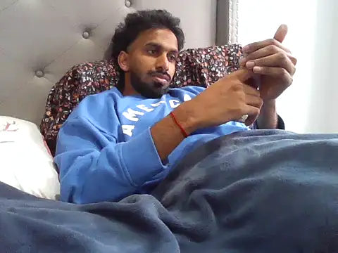 Snapshot of skinny__boy__ chatting on 2, 3, 2026 skinny boy online show from 2, 3, 2026