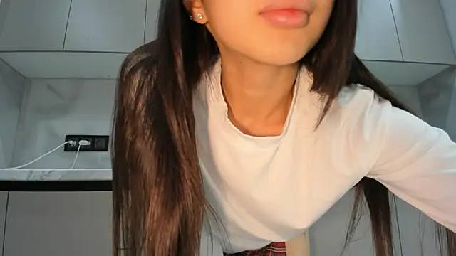 Snapshot of Mia_Meow_ chatting on 24, 11, 2025 Mia Meow online show from 24, 11, 2025