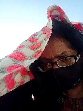 heenage online show from 18, 1, 2025