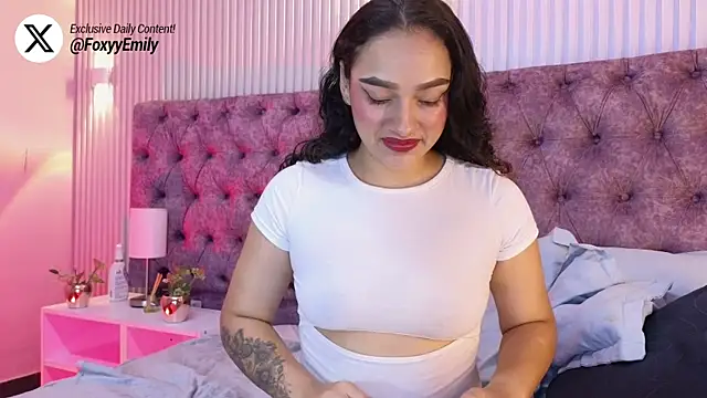 Snapshot of EMILYY_FOXY chatting on 16, 2, 2026 EMILYY FOXY online show from 16, 2, 2026