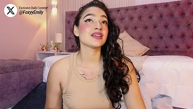 Snapshot of EMILYY_FOXY chatting on 24, 2, 2026 EMILYY FOXY online show from 24, 2, 2026