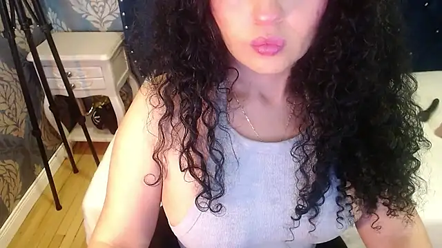 Sofiacowperx online show from 11, 7, 2026