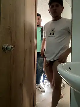 Snapshot of 2457m chatting on 6, 4, 2026 2457m online show from 6, 4, 2026