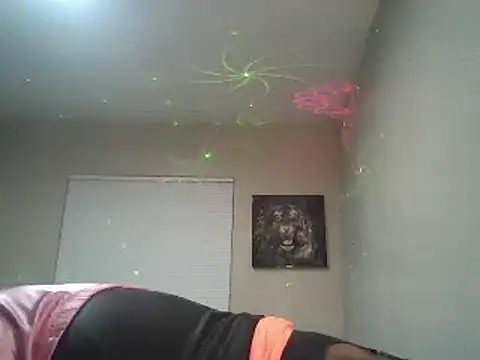 Snapshot of Needmehard chatting on 4, 12, 2024 Needmehard online show from 4, 12, 2024