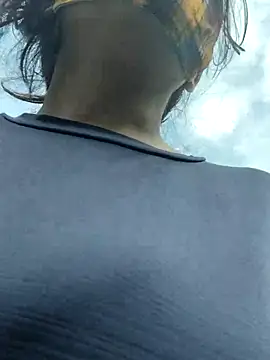 illay love online show from 6, 10, 2025