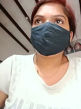 Snapshot of illay_love chatting on 23, 6, 2026 illay love online show from 23, 6, 2026