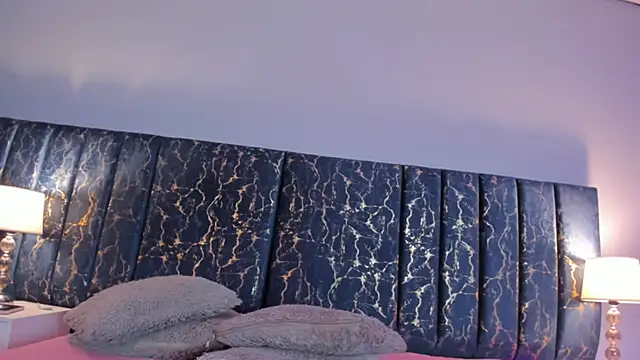 Sophia Lemos online show from 19, 9, 2025