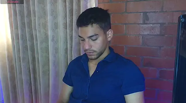 Snapshot of Leandro_valenzuela chatting on 12, 2, 2025 Leandro valenzuela online show from 12, 2, 2025