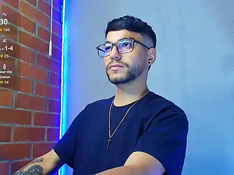 Snapshot of Leandro_valenzuela chatting on 29, 10, 2025 Leandro valenzuela online show from 29, 10, 2025