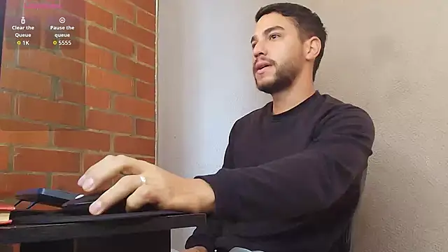 Snapshot of Leandro_valenzuela chatting on 12, 5, 2026 Leandro valenzuela online show from 12, 5, 2026