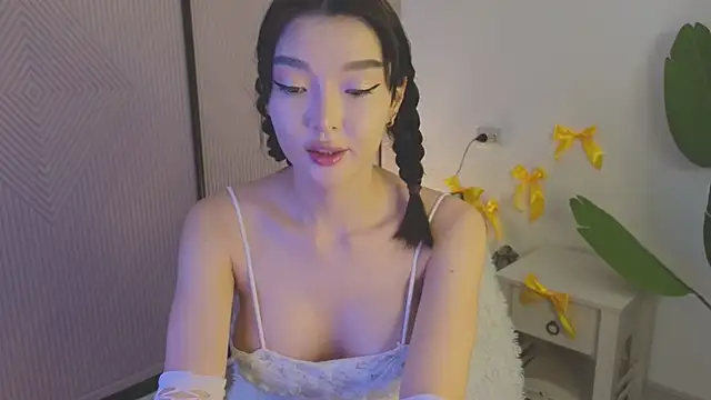AudreyMell online show from 24, 12, 2024