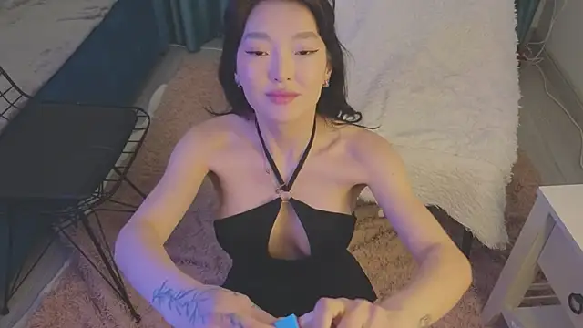 AudreyMell online show from 6, 1, 2025