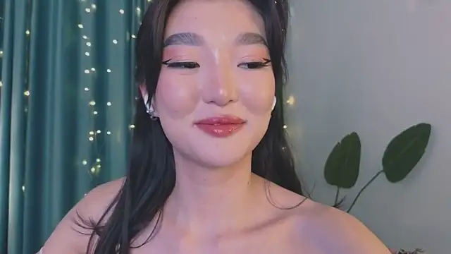 AudreyMell online show from 4, 2, 2025