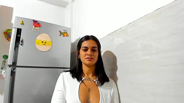 Biancasantillana online show from 10, 10, 2025