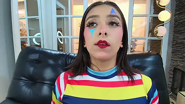 Snapshot of miss_collins chatting on 4, 12, 2025 miss collins online show from 4, 12, 2025