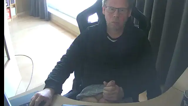 kinkyslet8 online show from 31, 3, 2026