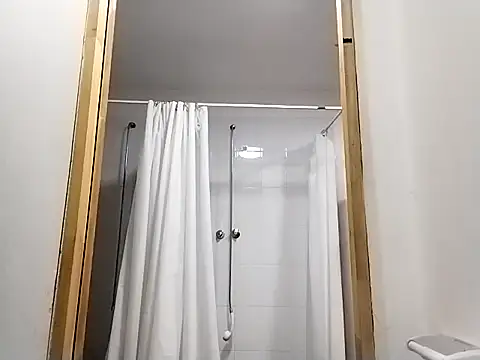 Snapshot of angelcachondo199211 chatting on 11, 9, 2025 angelcachondo199211 online show from 11, 9, 2025