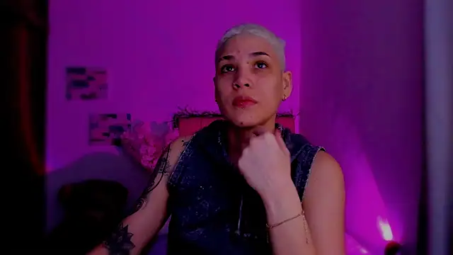 Charlee pink online show from 28, 2, 2026