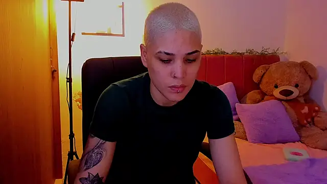 Charlee pink online show from 1, 4, 2026