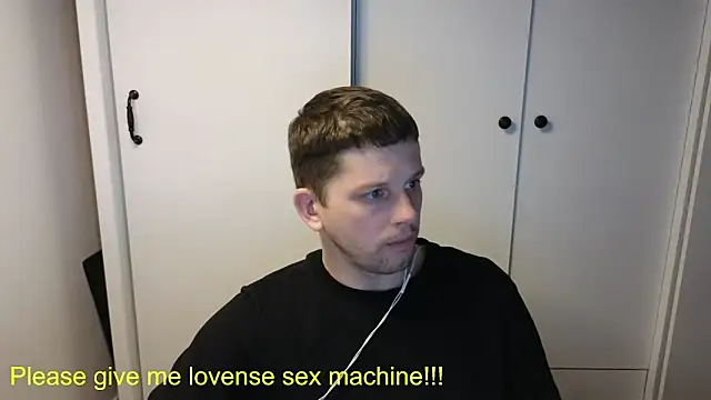 Snapshot of BigL0ve chatting on 23, 4, 2026 BigL0ve online show from 23, 4, 2026