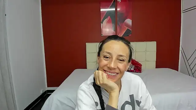 Abrillee1 online show from 1, 3, 2025