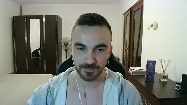 Snapshot of mu5clemania2 chatting on 18, 4, 2026 mu5clemania2 online show from 18, 4, 2026