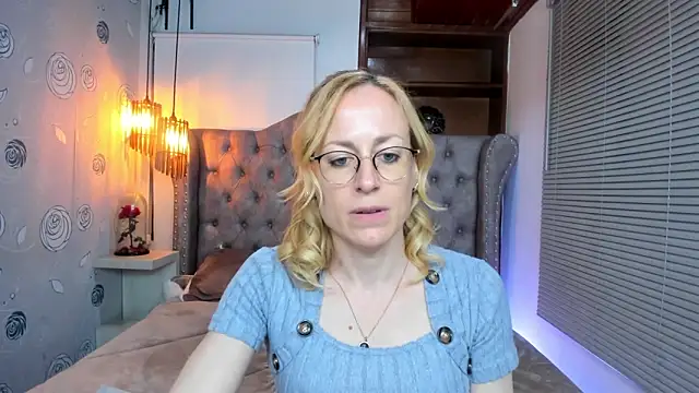 Snapshot of SammySanders chatting on 28, 12, 2024 SammySanders online show from 28, 12, 2024