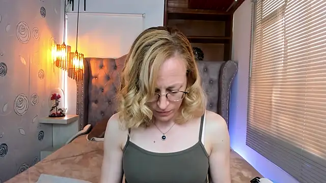 Snapshot of SammySanders chatting on 17, 1, 2025 SammySanders online show from 17, 1, 2025