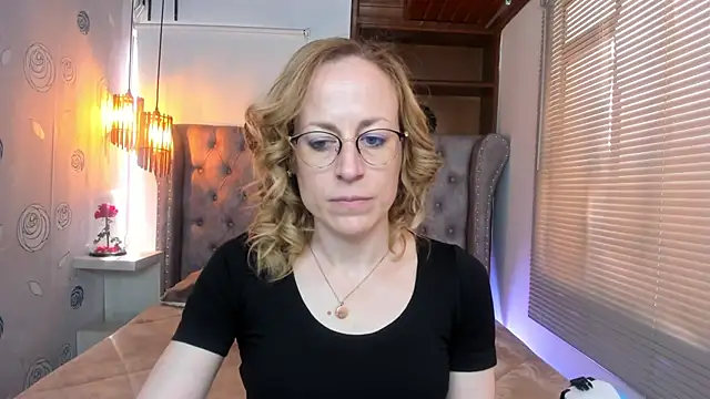 Snapshot of SammySanders chatting on 5, 2, 2025 SammySanders online show from 5, 2, 2025