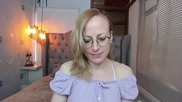 Snapshot of SammySanders chatting on 22, 3, 2025 SammySanders online show from 22, 3, 2025