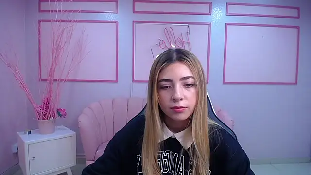 channel blonde a online show from 13, 12, 2024