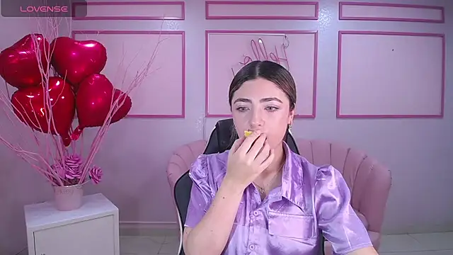 channel blonde a online show from 21, 2, 2025