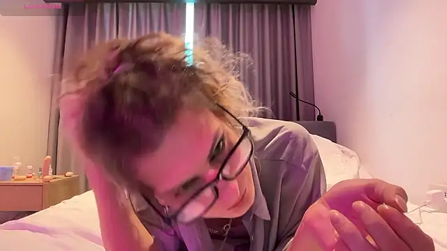 Alice Pinkhead online show from 10, 3, 2026