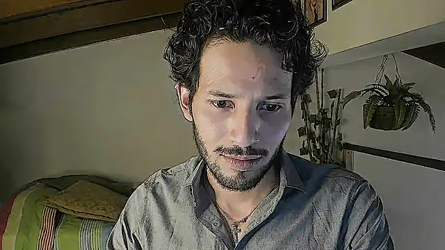 Nicholasrodrii online show from 11, 6, 2026