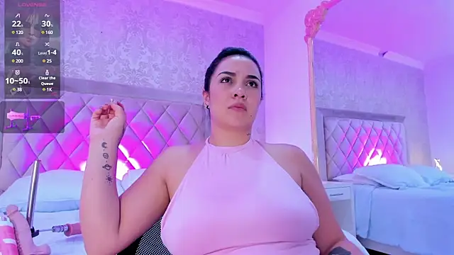 brianaGuzman online show from 28, 1, 2025