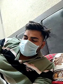 Snapshot of aaliya_bhattt chatting on 27, 1, 2025 aaliya bhattt online show from 27, 1, 2025