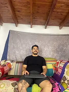 Snapshot of AndresSmith__ chatting on 7, 6, 2026 AndresSmith online show from 7, 6, 2026