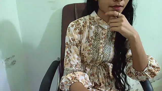 Snapshot of Srabontii chatting on 1, 3, 2025 Srabontii online show from 1, 3, 2025
