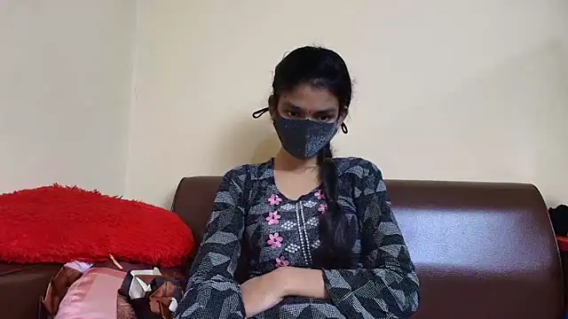 Srabontii online show from 5, 12, 2025