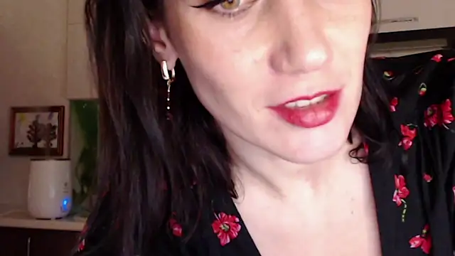 pepper milf online show from 1, 1, 2025